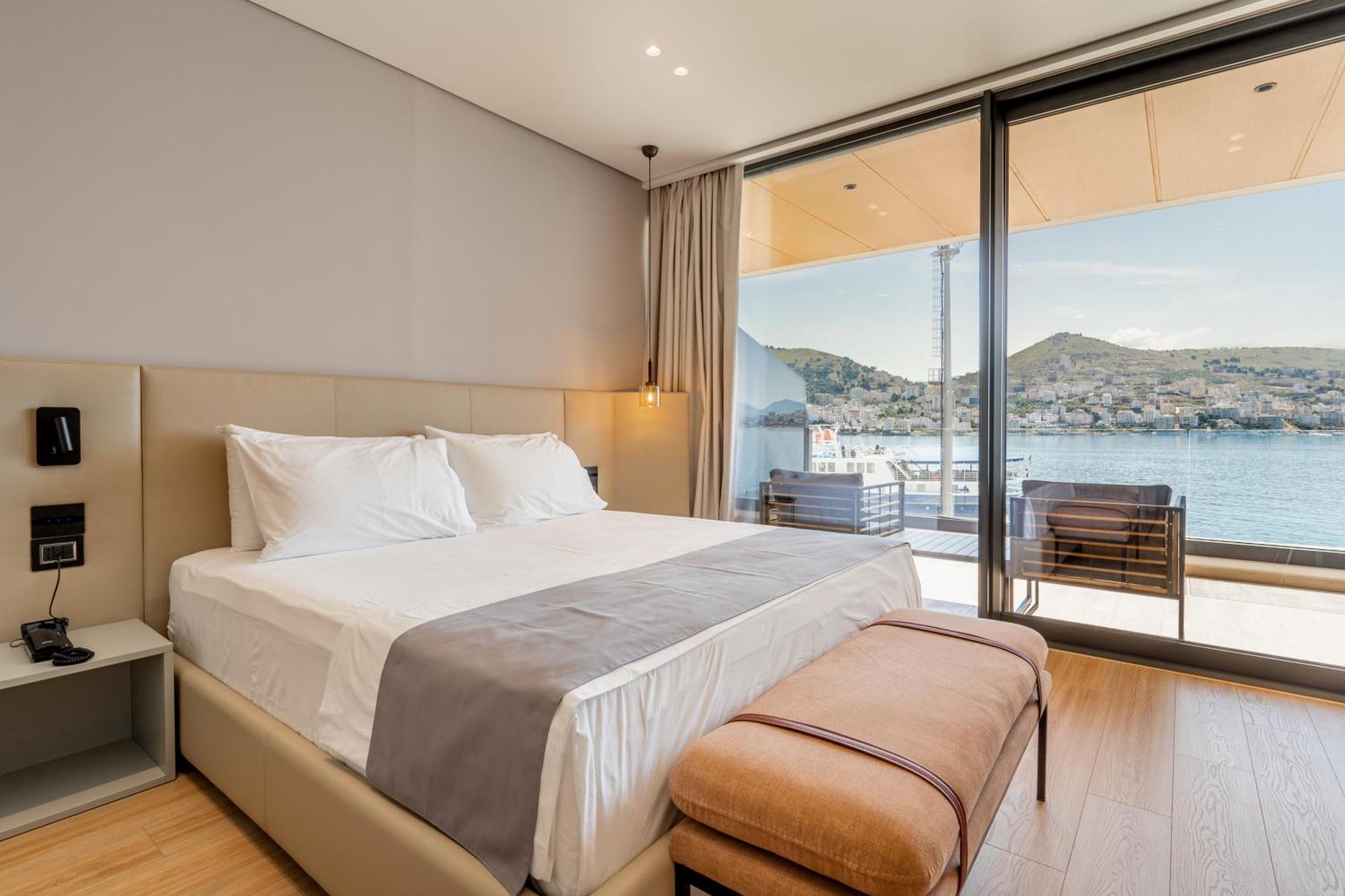 Yacht Premium Hotel Sarandë Exteriér fotografie