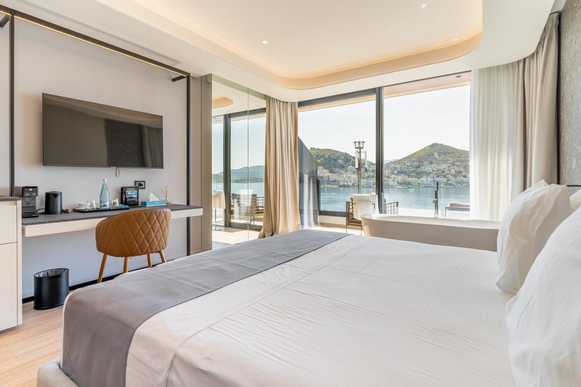 Yacht Premium Hotel Sarandë Exteriér fotografie